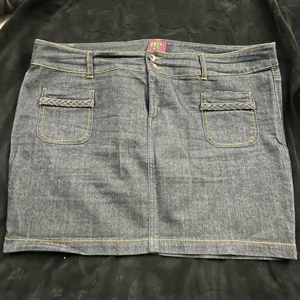 Torrid plus size jean skirt.